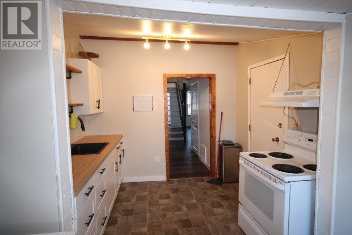 33 Sheppard St, Thunder Bay, Ontario P7A 5L9 - Photo 6 - TB253609