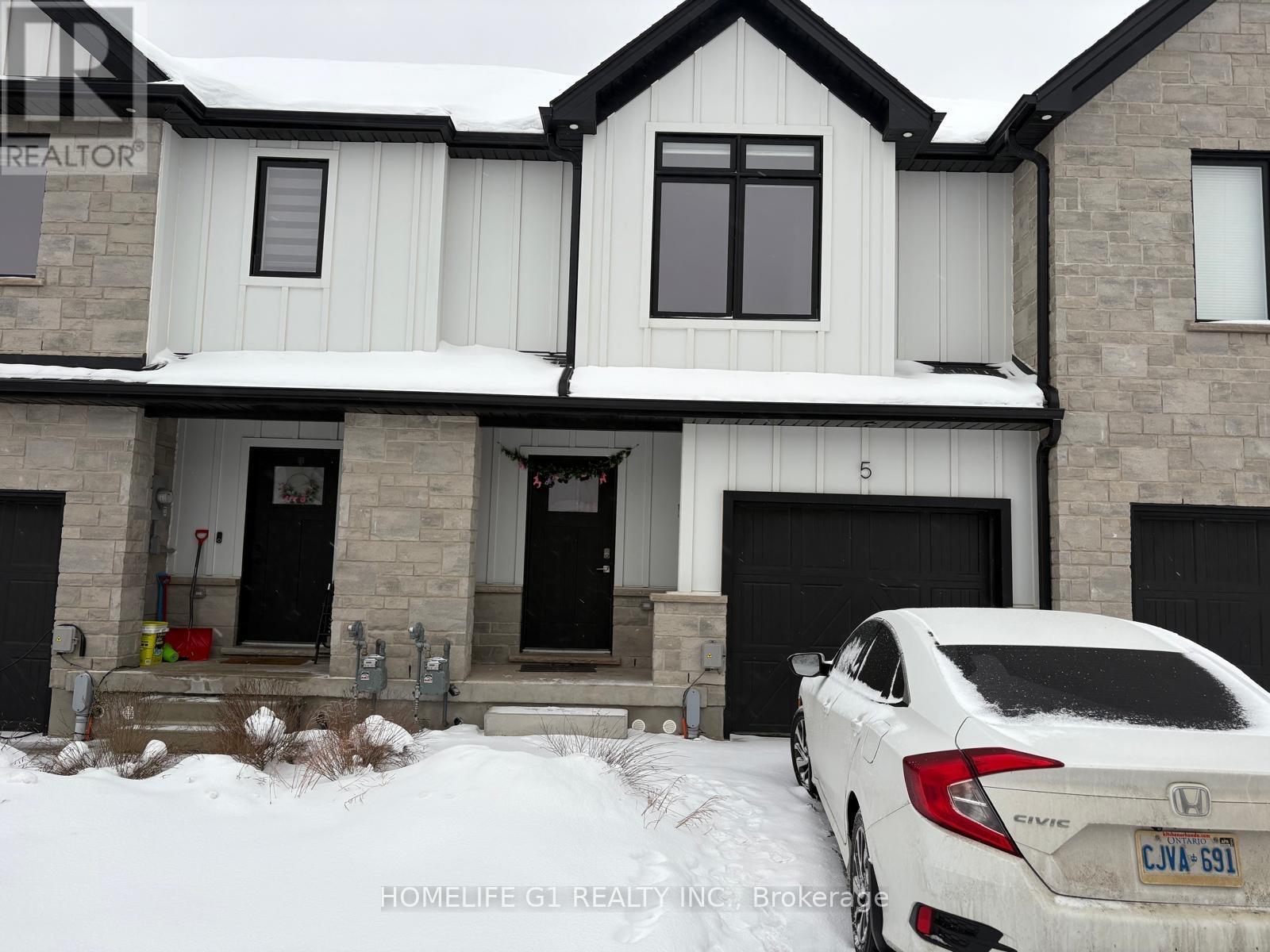 40 BASTIEN STREET, Cambridge, Ontario