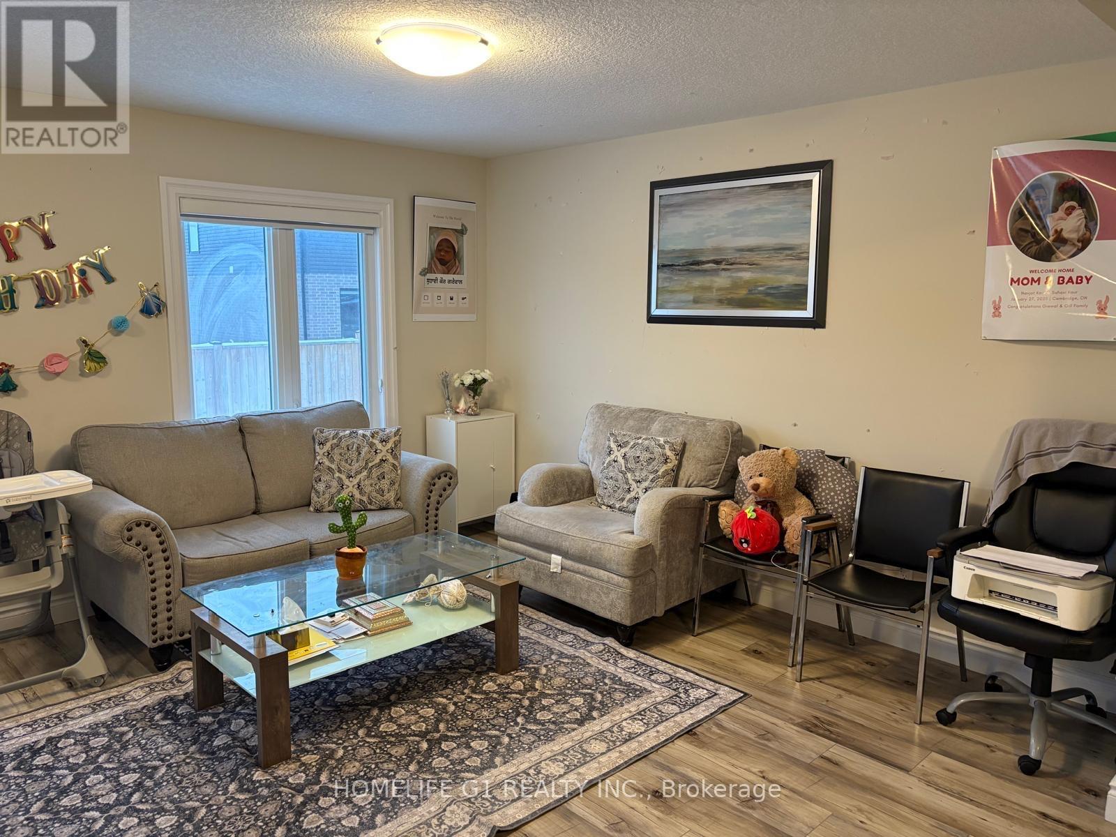 40 Bastien Street, Cambridge, Ontario  N1T 0E8 - Photo 4 - X12538780