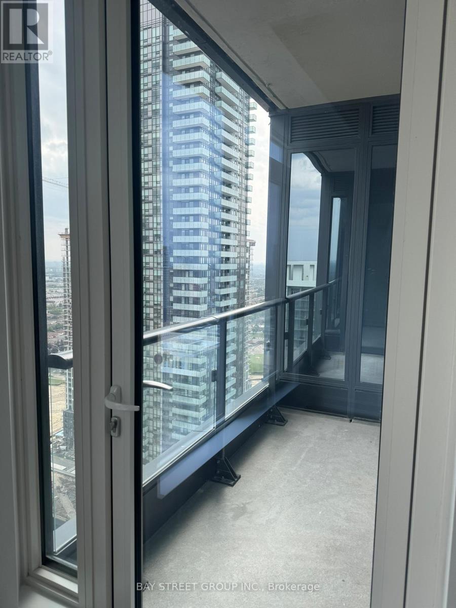 3405 - 395 Square One Drive, Mississauga, Ontario  L5B 0P6 - Photo 14 - W12615916