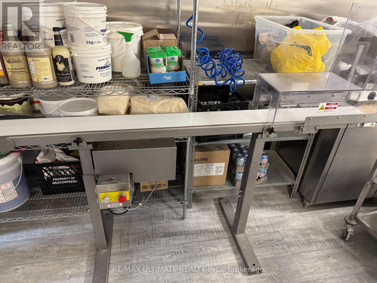 2897 Lake Shore Boulevard W, Toronto, Ontario  M8V 1J3 - Photo 12 - W12615950