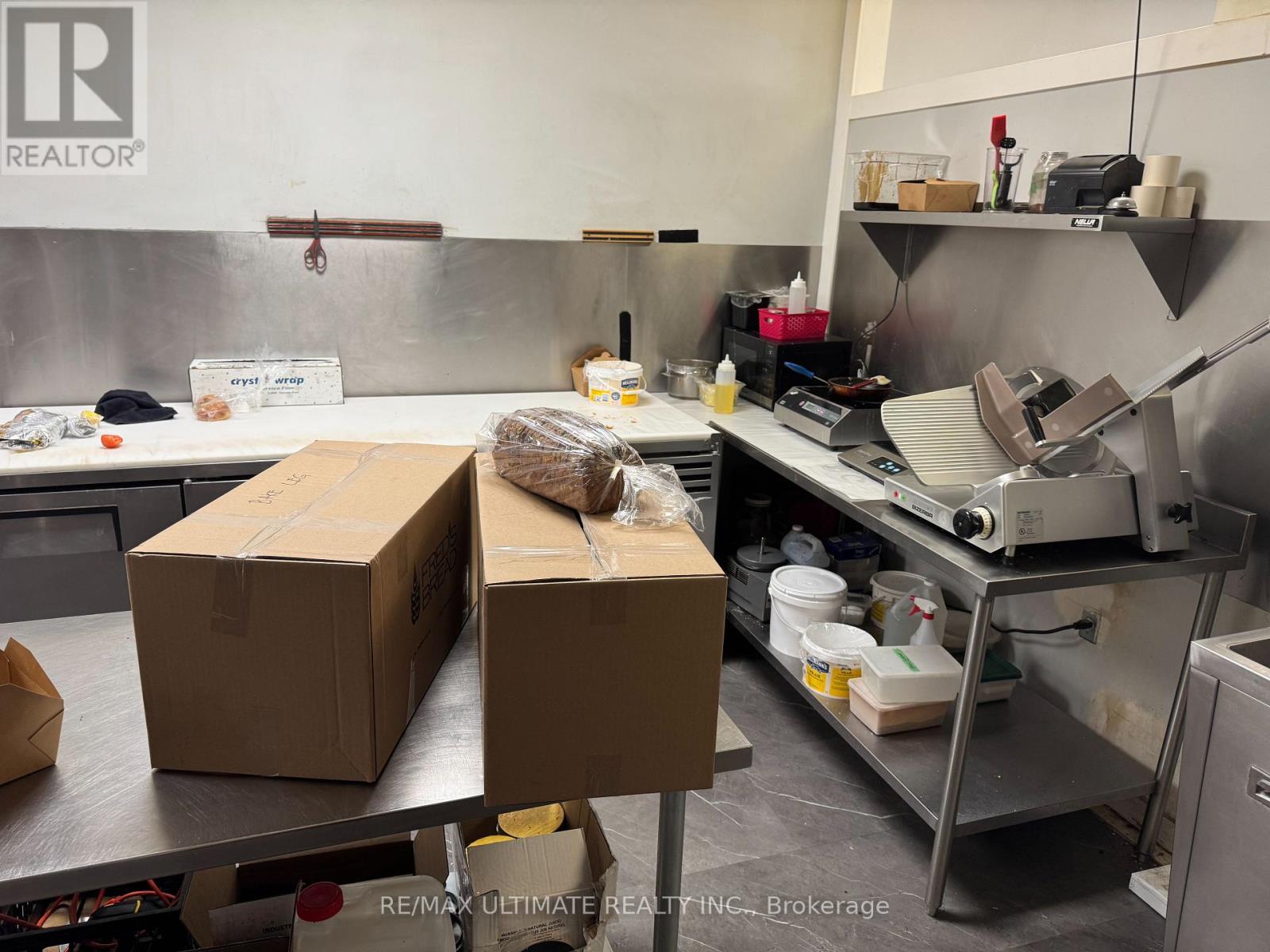 2897 Lake Shore Boulevard W, Toronto, Ontario  M8V 1J3 - Photo 14 - W12615950