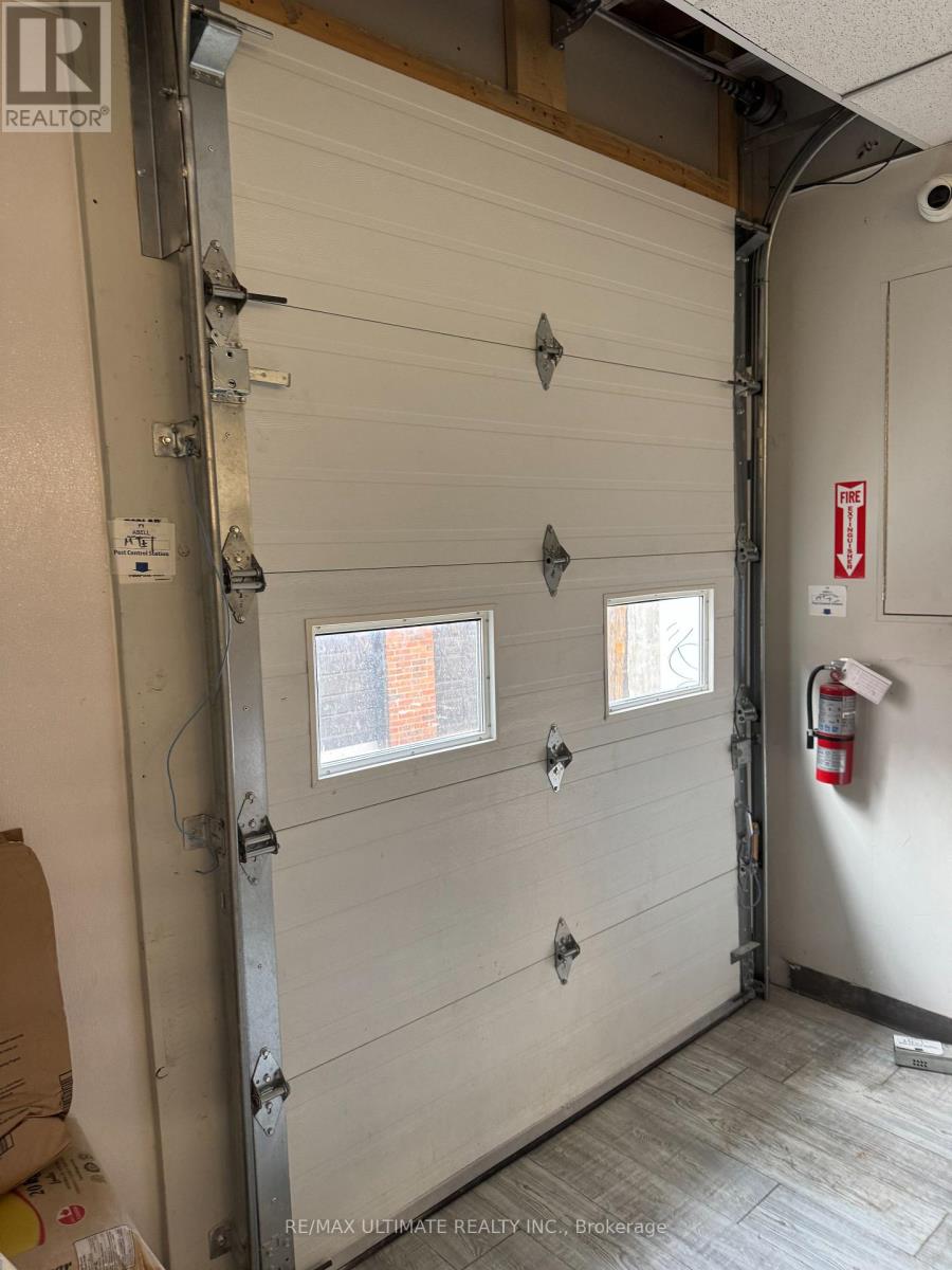 2897 Lake Shore Boulevard W, Toronto, Ontario  M8V 1J3 - Photo 19 - W12615950