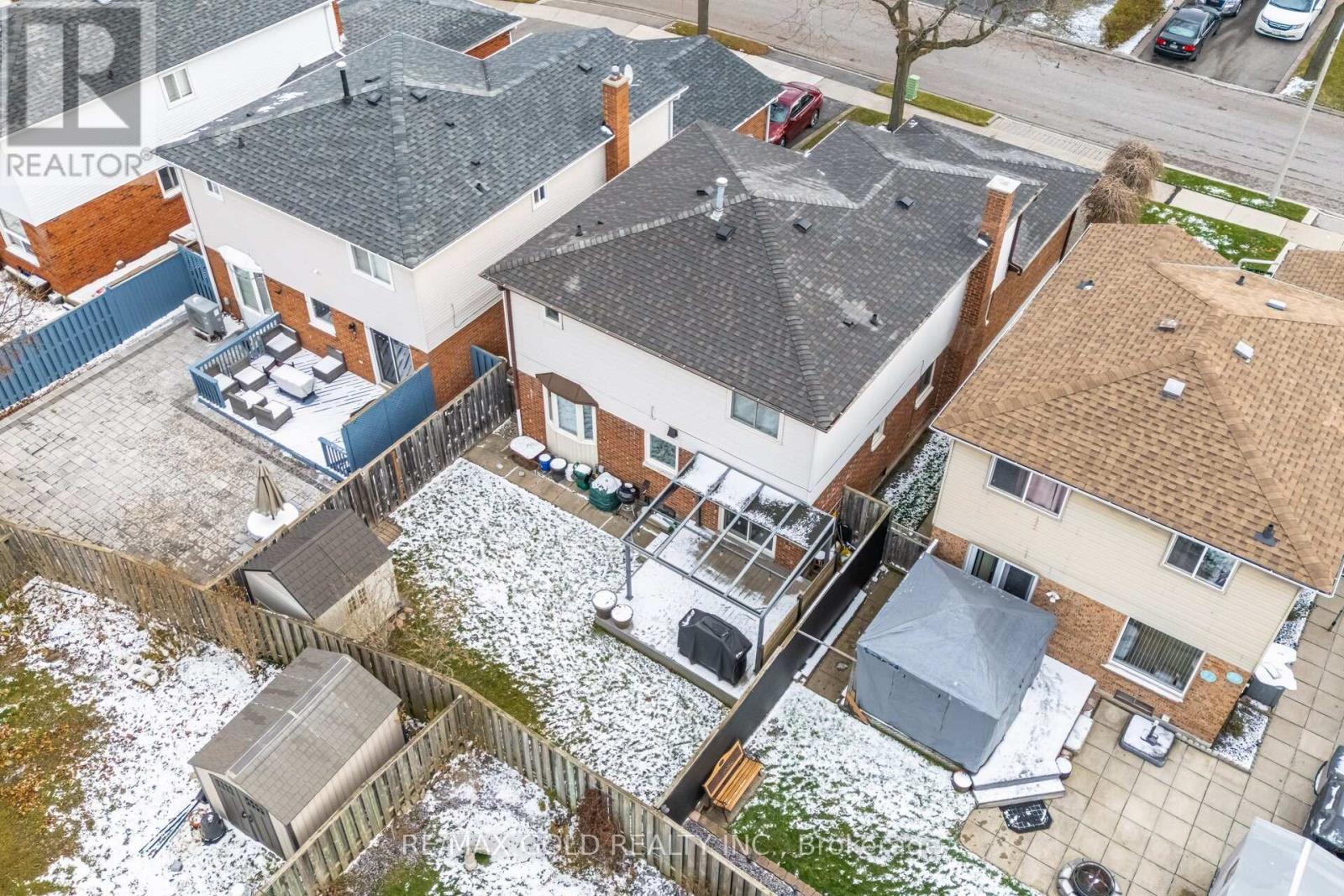 62 Oleander Crescent, Brampton, Ontario  L6Z 2C2 - Photo 23 - W12615962