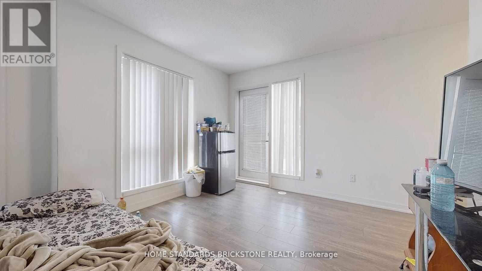 H212 - 90 Canon Jackson Drive, Toronto, Ontario  M6M 0C1 - Photo 24 - W12615968