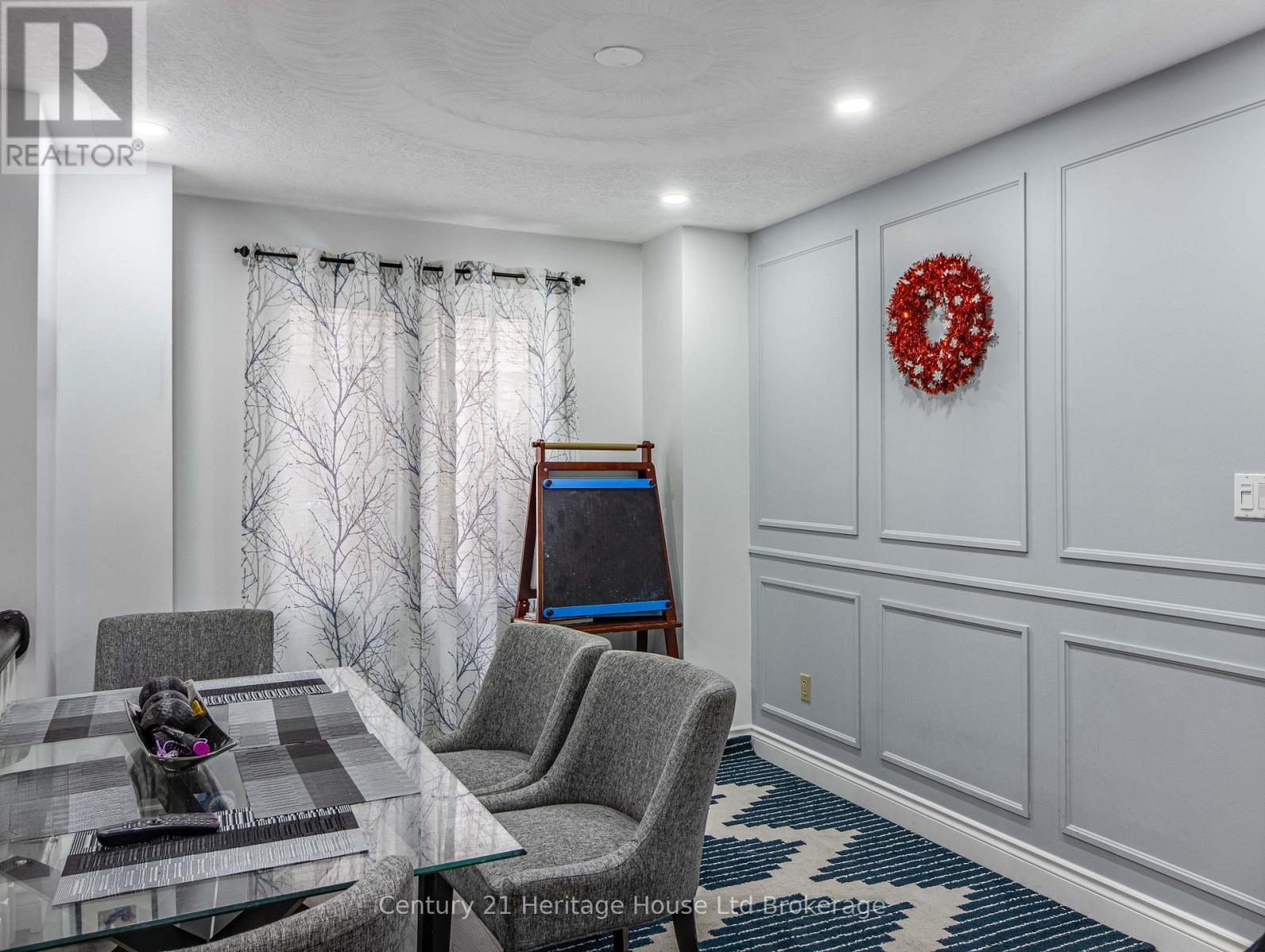 8 Mohican Drive, Woodstock, Ontario  N4T 1H5 - Photo 6 - X12616106