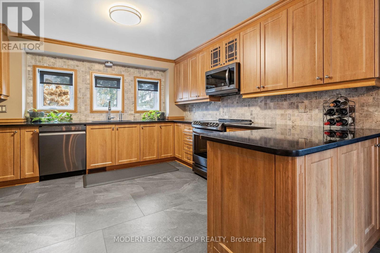 1329 South Gower Drive, North Grenville, Ontario  K0G 1J0 - Photo 11 - X12616070