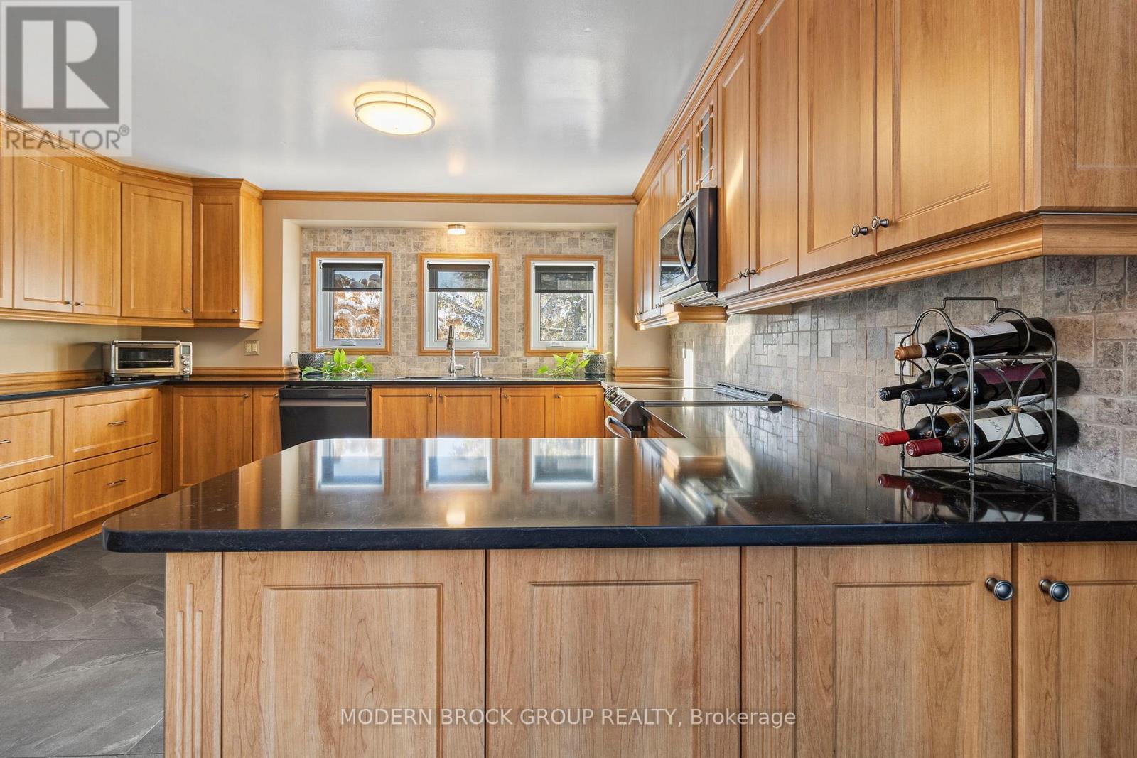 1329 South Gower Drive, North Grenville, Ontario  K0G 1J0 - Photo 14 - X12616070