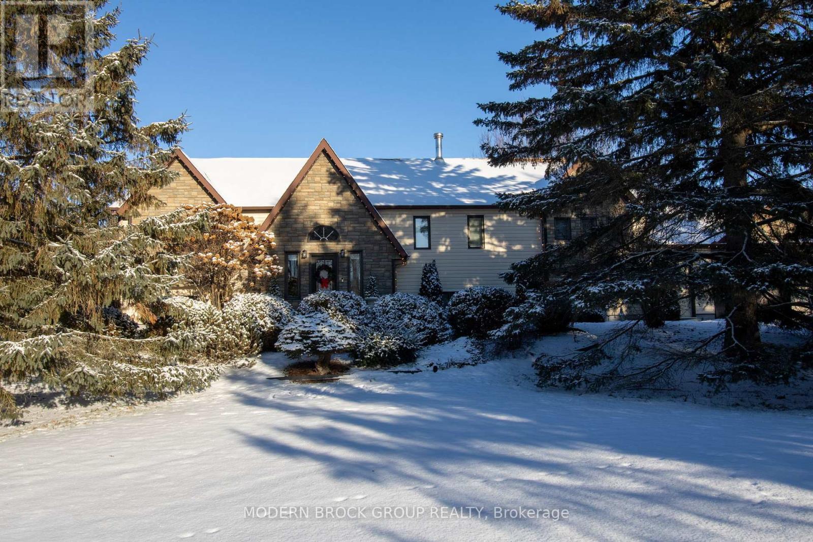 1329 South Gower Drive, North Grenville, Ontario  K0G 1J0 - Photo 2 - X12616070