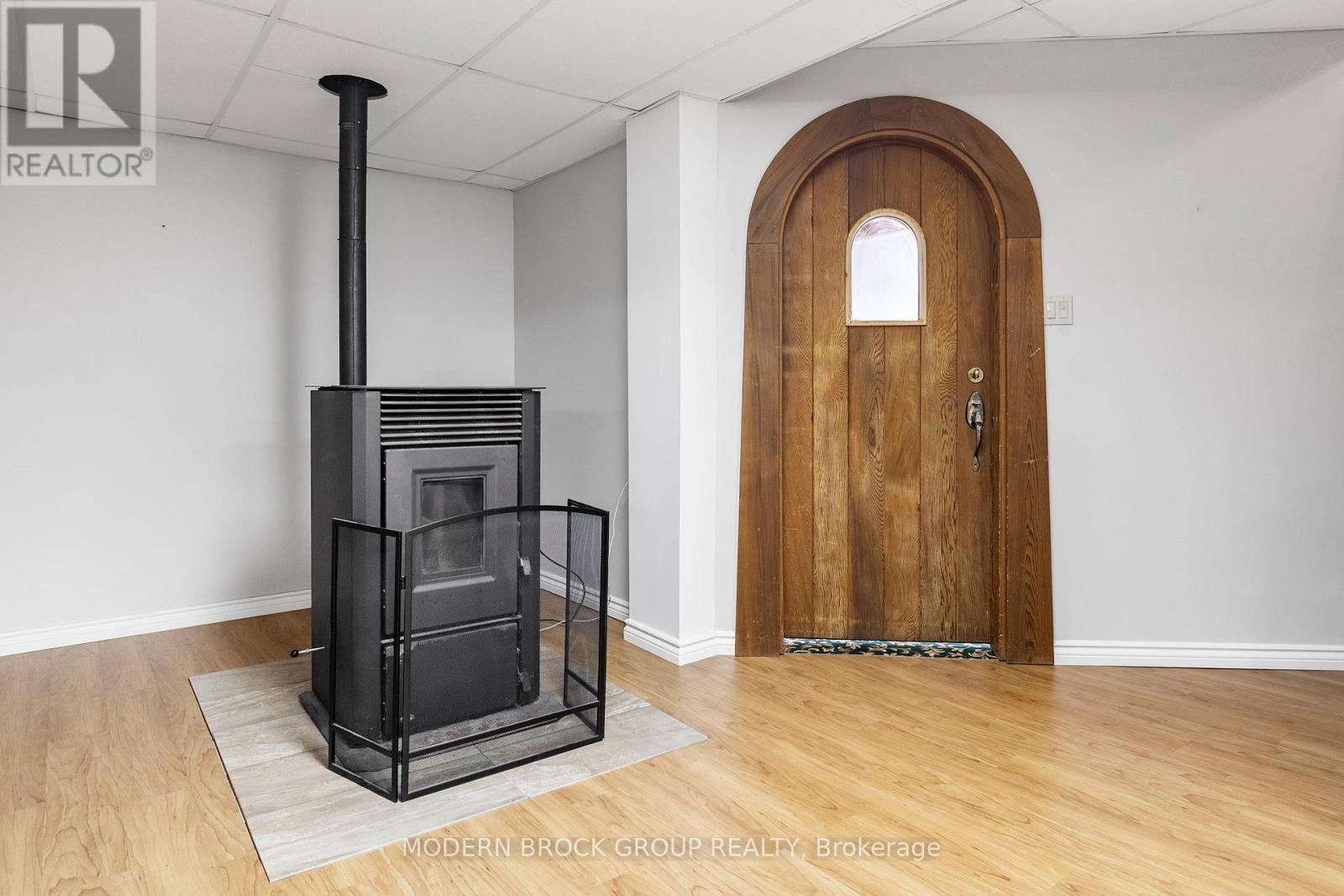 1329 South Gower Drive, North Grenville, Ontario  K0G 1J0 - Photo 36 - X12616070