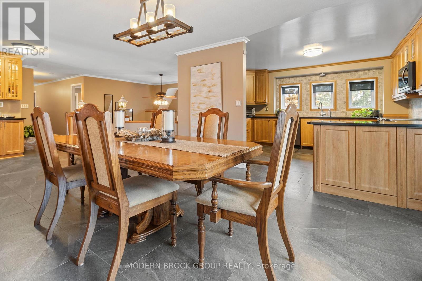 1329 South Gower Drive, North Grenville, Ontario  K0G 1J0 - Photo 9 - X12616070