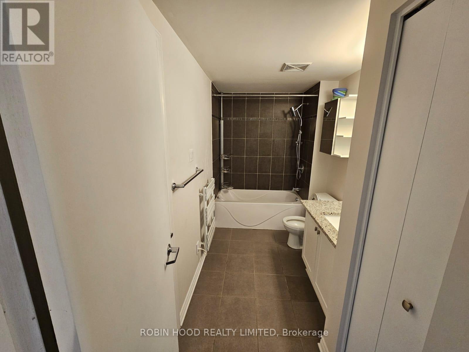 1610 - 200 Rideau Street, Ottawa, Ontario  K1N 5Y1 - Photo 12 - X12615926