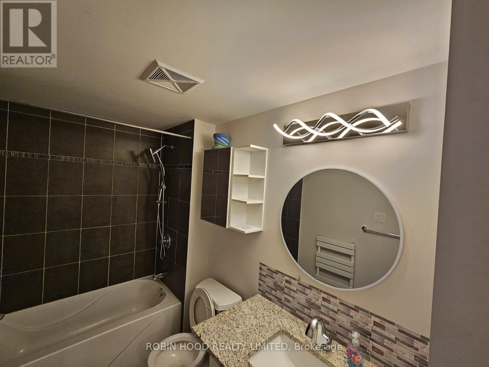 1610 - 200 Rideau Street, Ottawa, Ontario  K1N 5Y1 - Photo 13 - X12615926