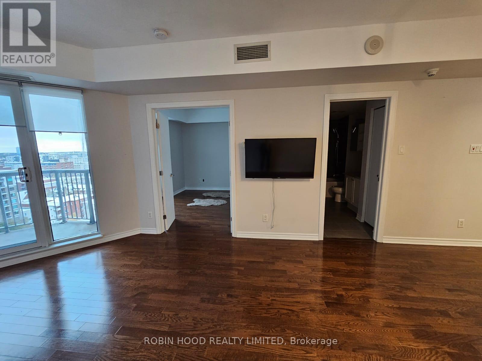 1610 - 200 Rideau Street, Ottawa, Ontario  K1N 5Y1 - Photo 8 - X12615926