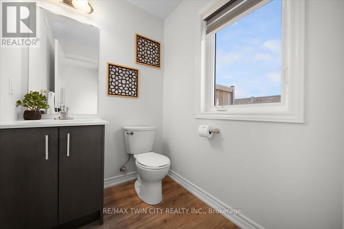 13 - 314 Equestrian Way, Cambridge, Ontario  N3E 0E4 - Photo 18 - X12615966