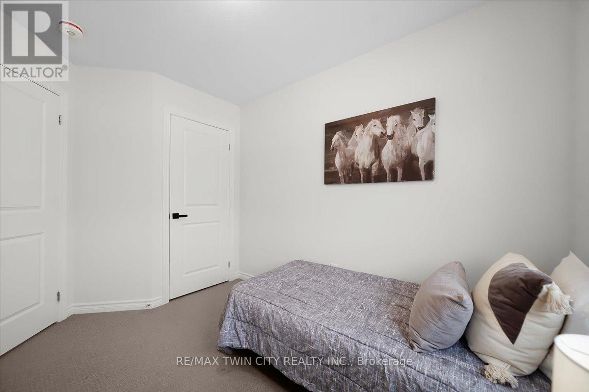 13 - 314 Equestrian Way, Cambridge, Ontario  N3E 0E4 - Photo 27 - X12615966