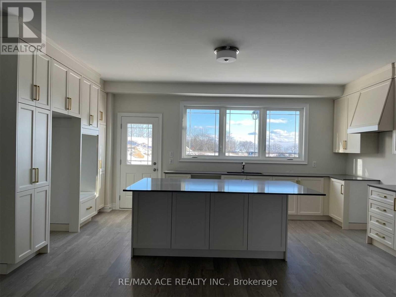 197 Strachan Street, Port Hope, Ontario  L1A 0E9 - Photo 10 - X12615984