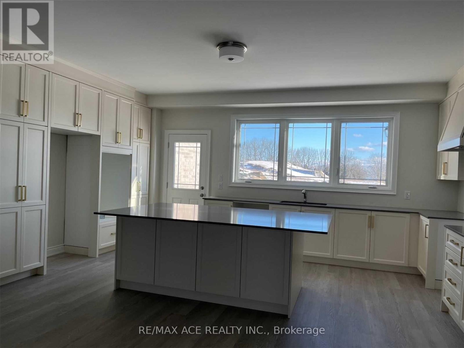 197 Strachan Street, Port Hope, Ontario  L1A 0E9 - Photo 12 - X12615984