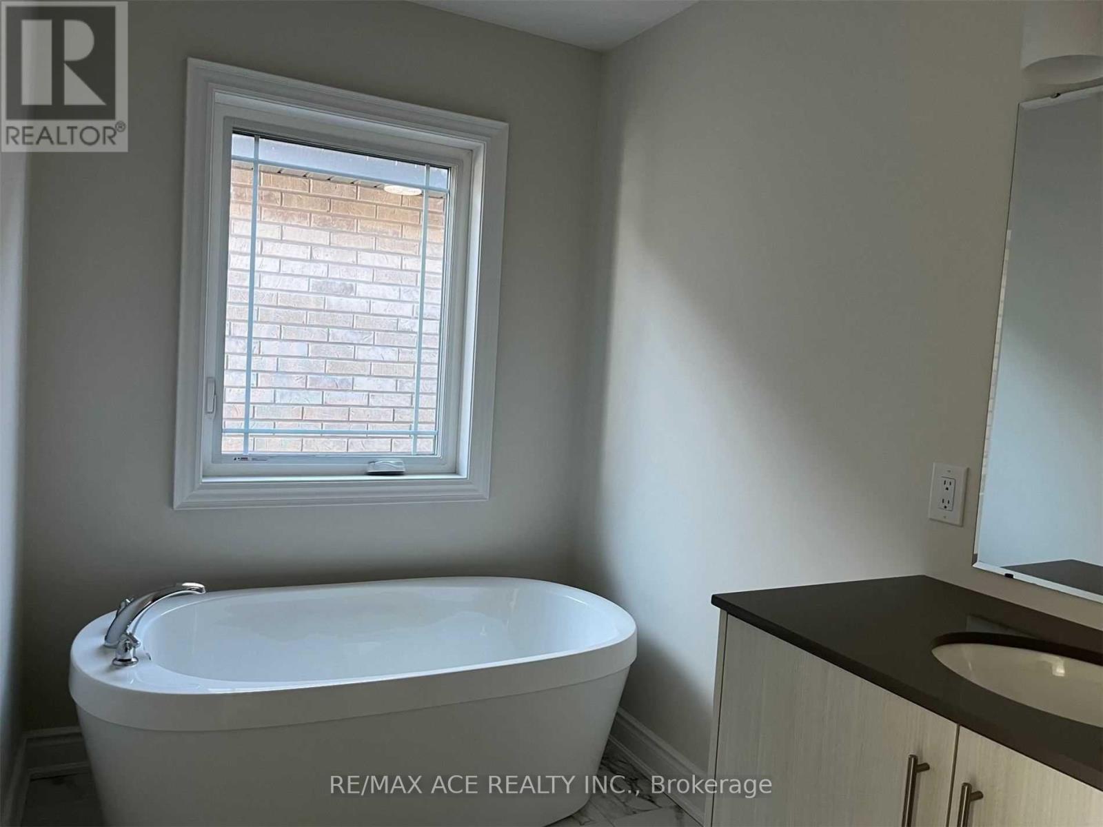 197 Strachan Street, Port Hope, Ontario  L1A 0E9 - Photo 19 - X12615984