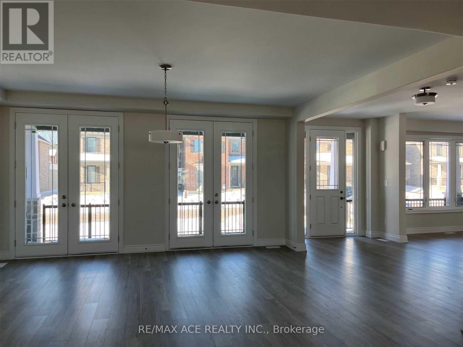 197 Strachan Street, Port Hope, Ontario  L1A 0E9 - Photo 3 - X12615984