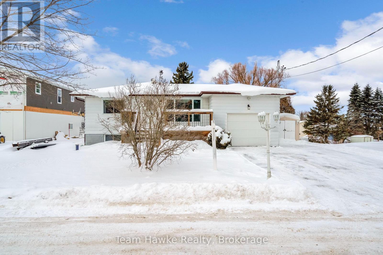 264 Kingfisher Avenue, Tay, Ontario L0K 1R0 - Photo 2 - S12616096