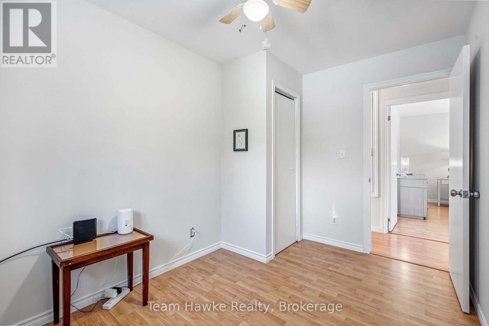 264 Kingfisher Avenue, Tay, Ontario L0K 1R0 - Photo 23 - S12616096