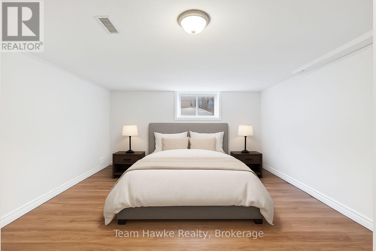 264 Kingfisher Avenue, Tay, Ontario L0K 1R0 - Photo 27 - S12616096