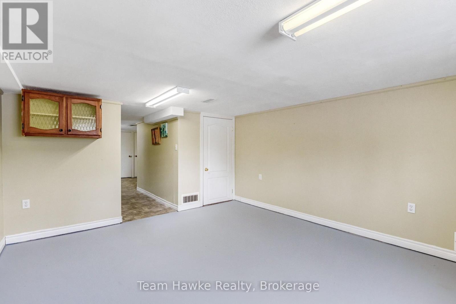 264 Kingfisher Avenue, Tay, Ontario L0K 1R0 - Photo 29 - S12616096