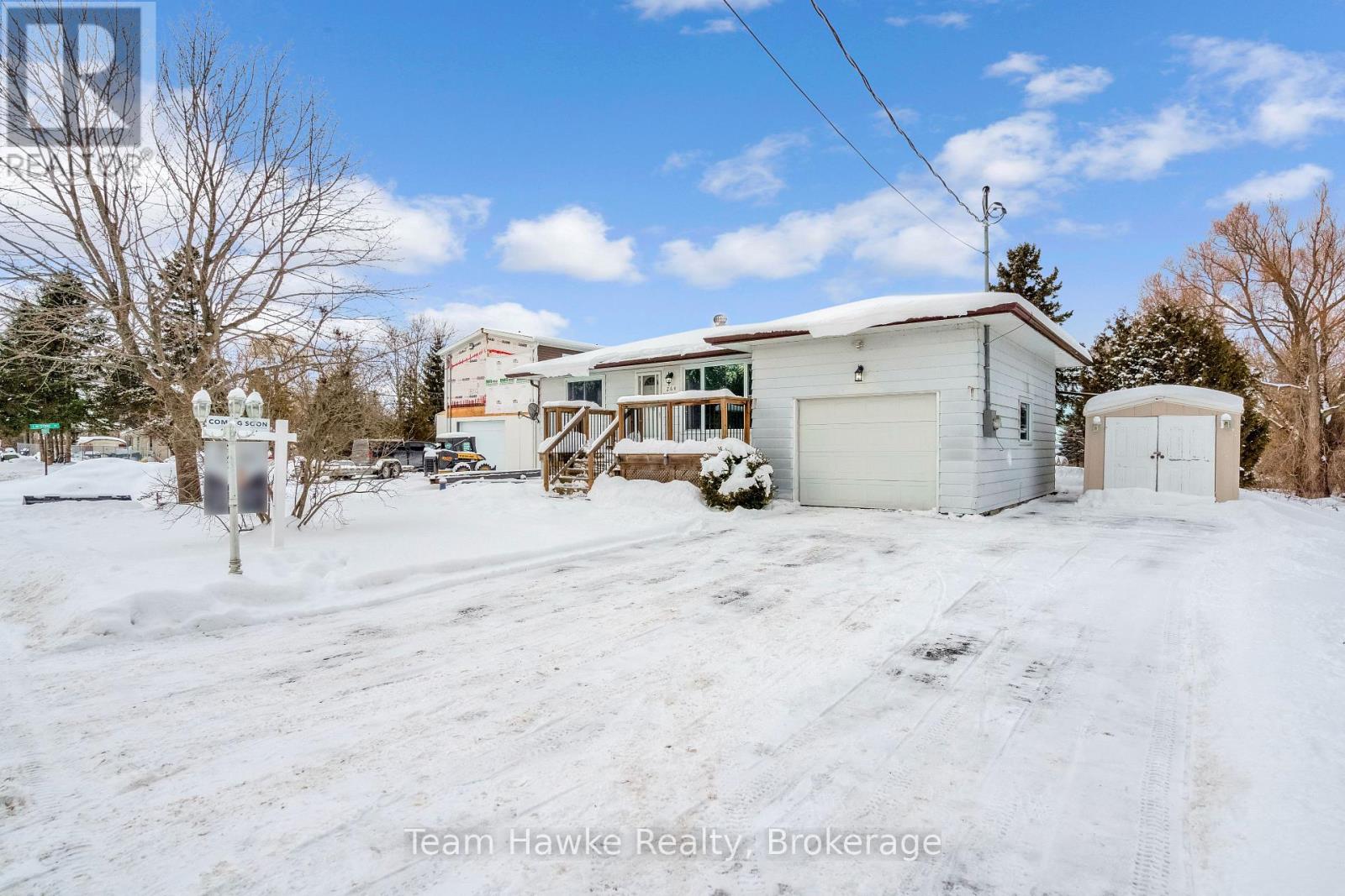 264 Kingfisher Avenue, Tay, Ontario L0K 1R0 - Photo 3 - S12616096