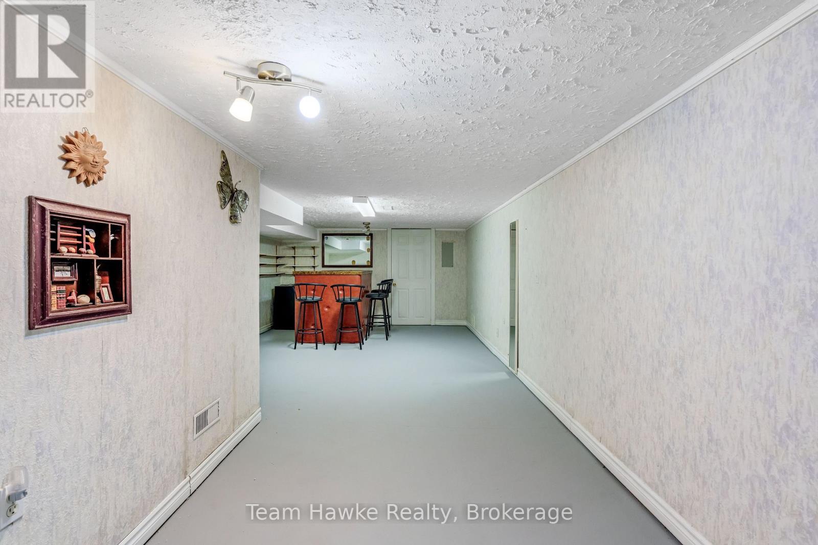 264 Kingfisher Avenue, Tay, Ontario L0K 1R0 - Photo 32 - S12616096