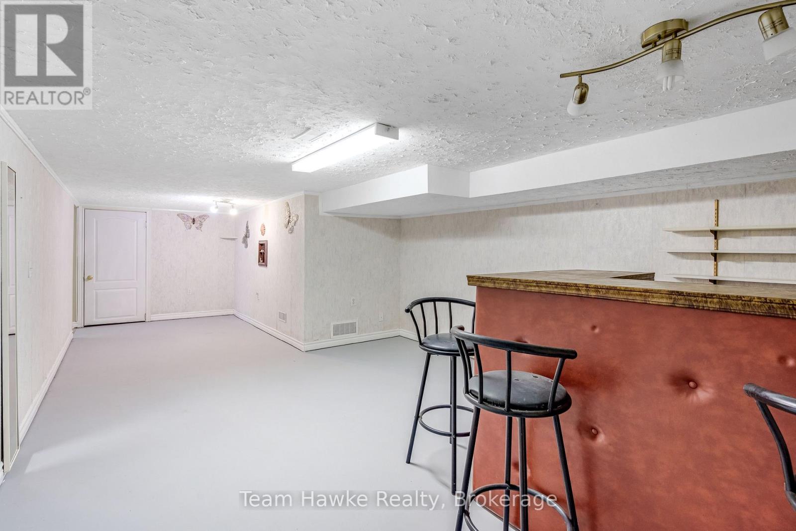 264 Kingfisher Avenue, Tay, Ontario L0K 1R0 - Photo 33 - S12616096