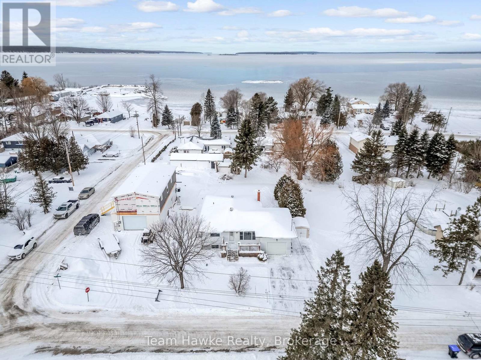 264 Kingfisher Avenue, Tay, Ontario L0K 1R0 - Photo 45 - S12616096