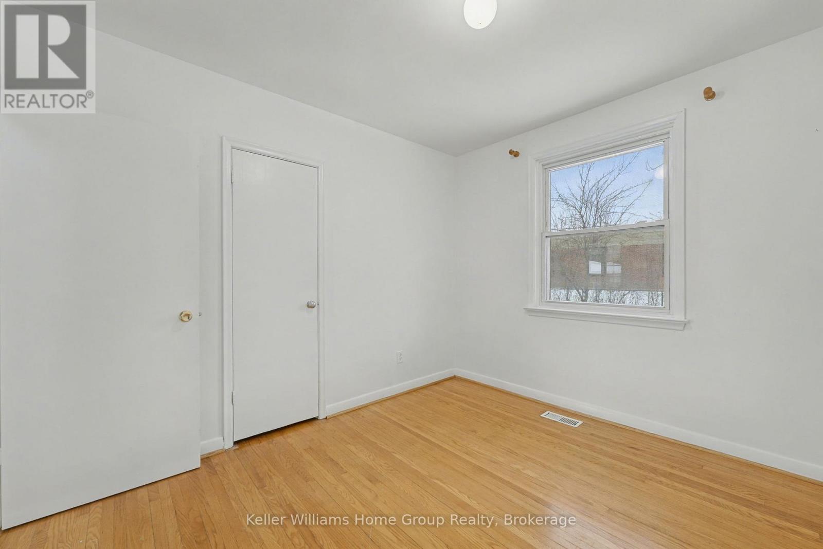 18 Gower Court, Halton Hills, Ontario L7G 4L5 - Photo 26 - W12616118