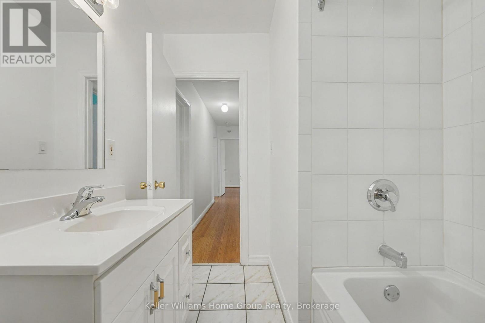 18 Gower Court, Halton Hills, Ontario L7G 4L5 - Photo 34 - W12616118