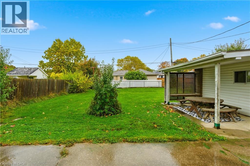 20 Thompson Avenue, Thorold, Ontario  L2V 2M8 - Photo 24 - 40793334