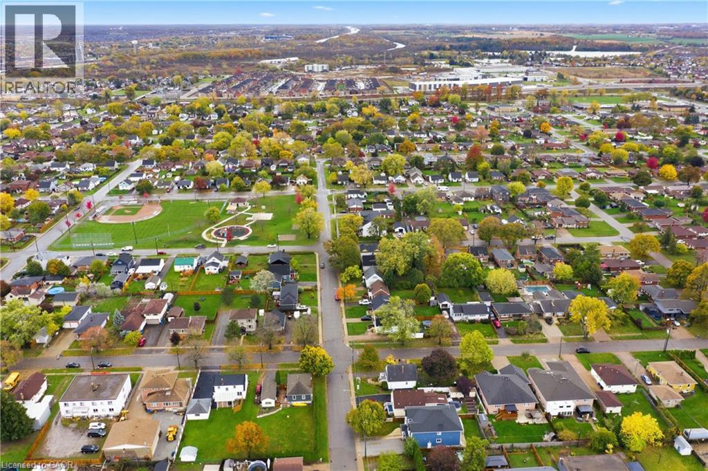 20 Thompson Avenue, Thorold, Ontario  L2V 2M8 - Photo 32 - 40793334