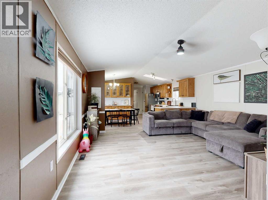 116 Clark Crescent, Rural Grande Prairie No. 1, Alberta T8W 5K5 - Photo 5 - A2273081