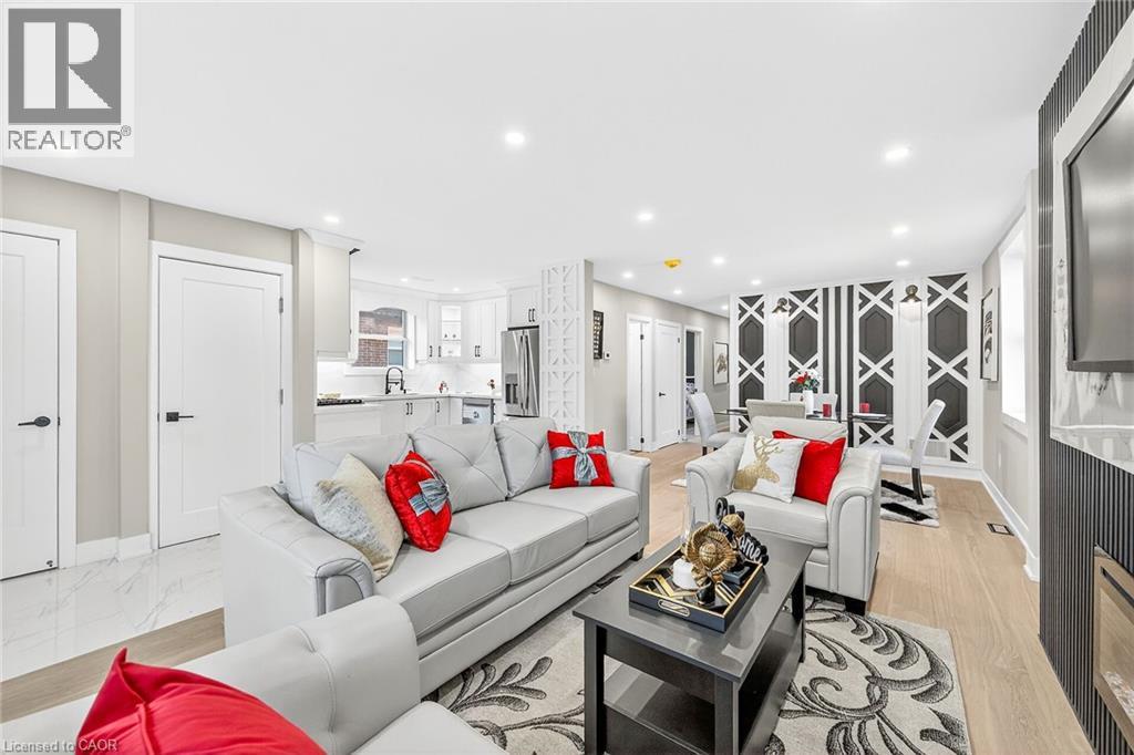 26 Martin Road, Hamilton, Ontario  L8K 3N1 - Photo 6 - 40789631