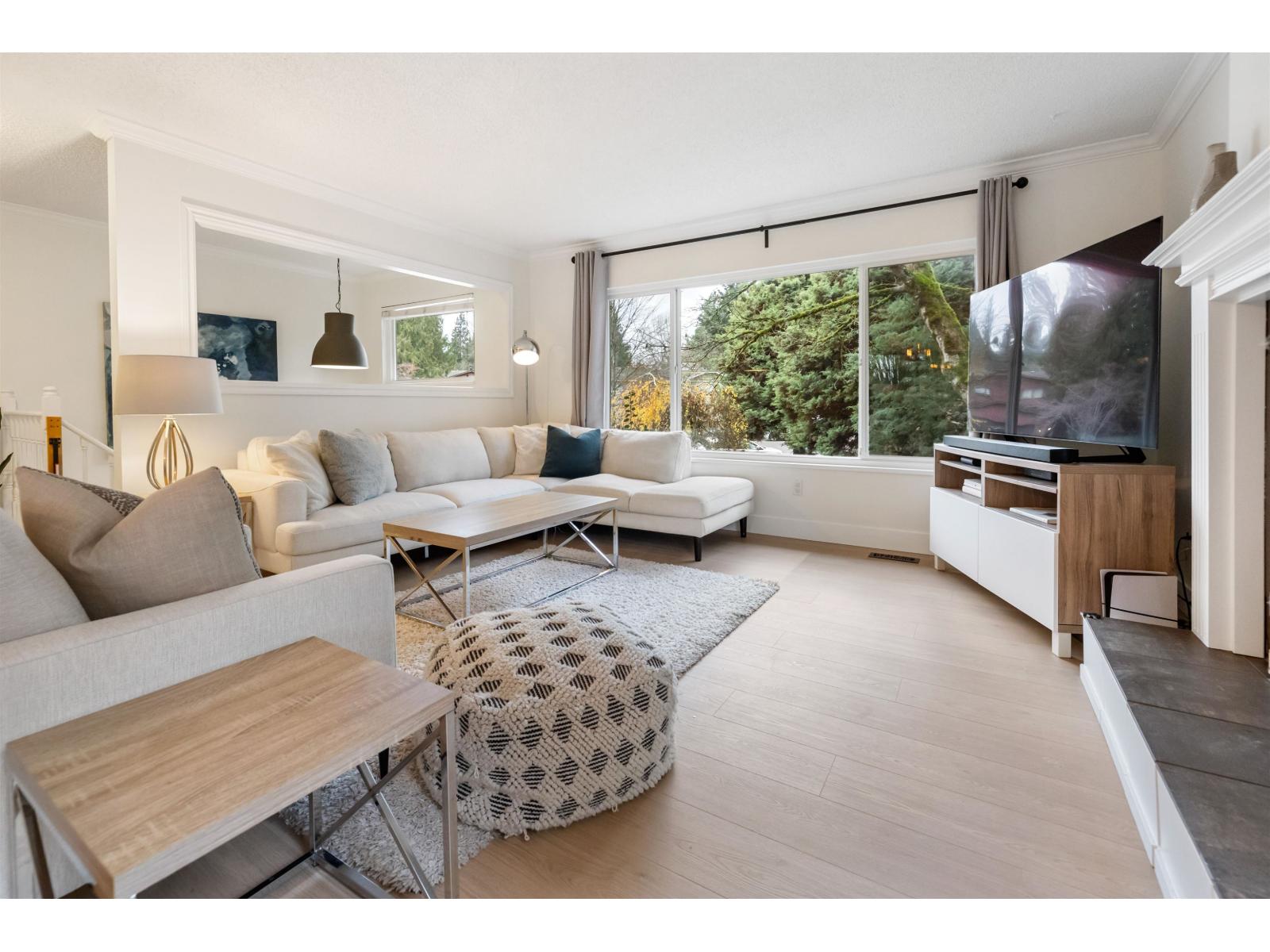 5802 Angus Place, Surrey, British Columbia  V3S 4W5 - Photo 6 - R3069925