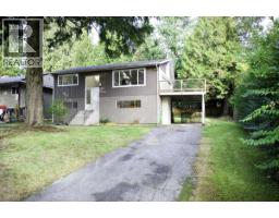<div class="price">$1,825,000</div> 2100 Whitman Avenue, North Vancouver<br><div style="margin-bottom:8px;"><small>Easy List Realty</small></div><div class='bed_bath'>4 Bed | 2 Bath</div>
