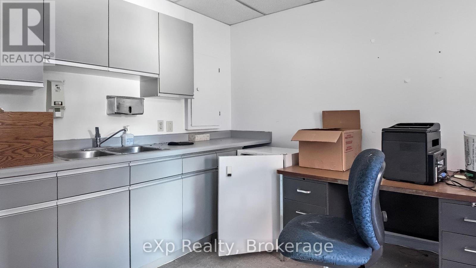 62 Isla Street, Grey Highlands, Ontario N0C 1H0 - Photo 8 - X12615996