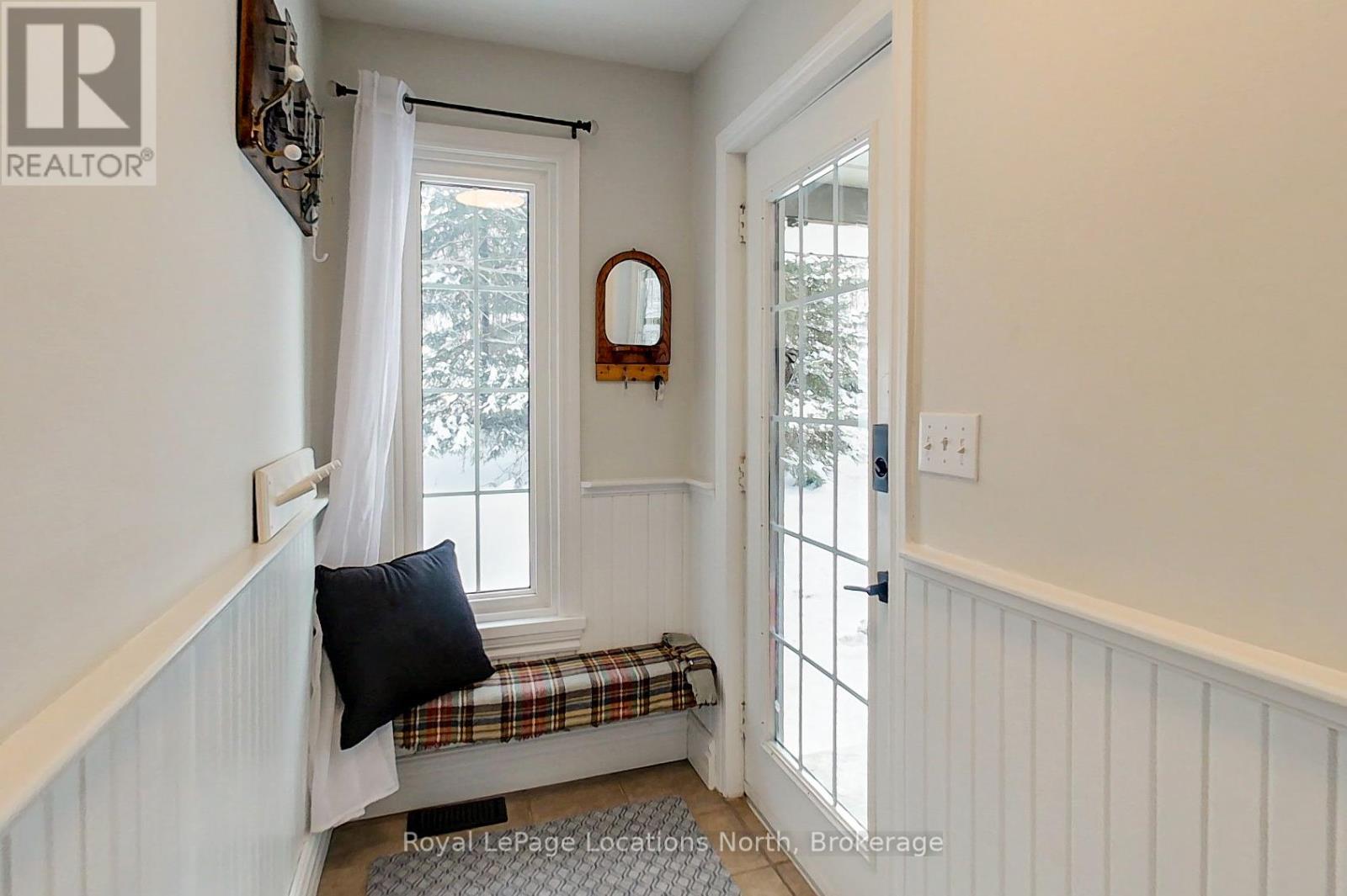 637280 St Vincent-Sydenham Townline, Meaford, Ontario  N4L 1W5 - Photo 2 - X12616004