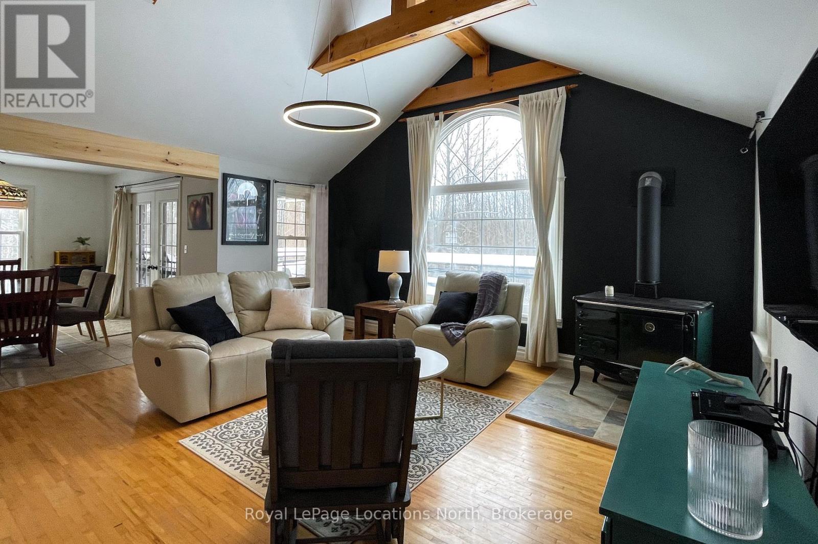 637280 St Vincent-Sydenham Townline, Meaford, Ontario  N4L 1W5 - Photo 7 - X12616004