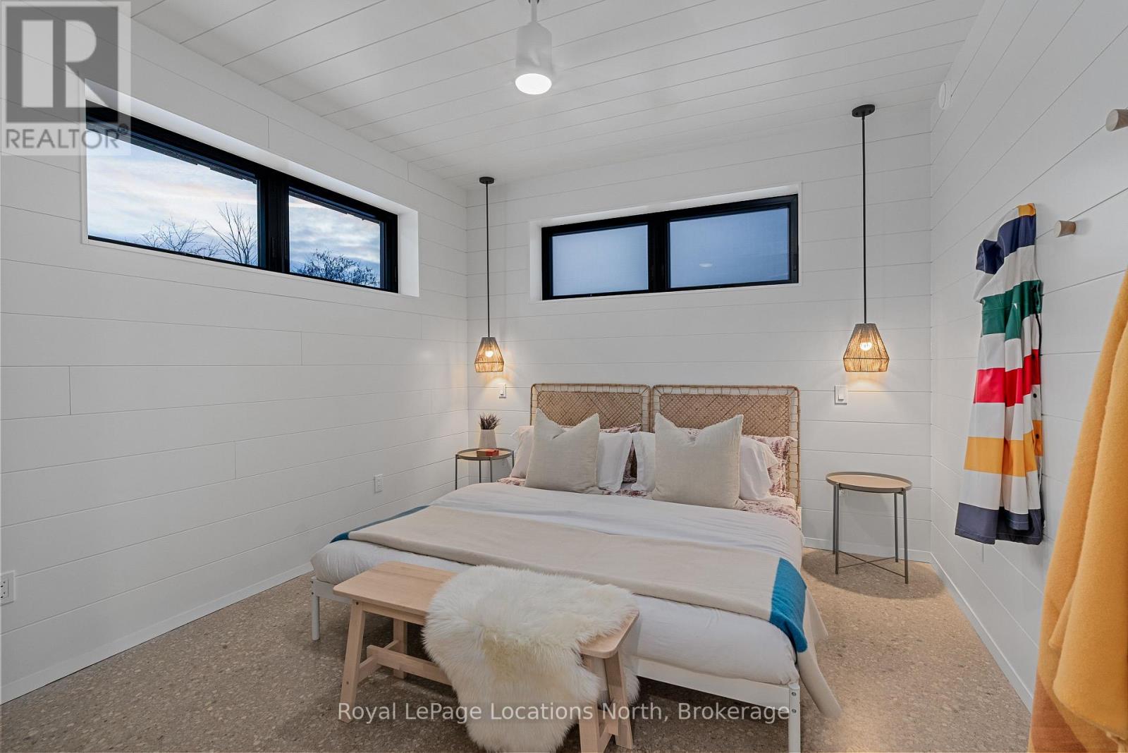 111 Slabtown Road, Blue Mountains, Ontario  N0H 1J0 - Photo 37 - X12616098