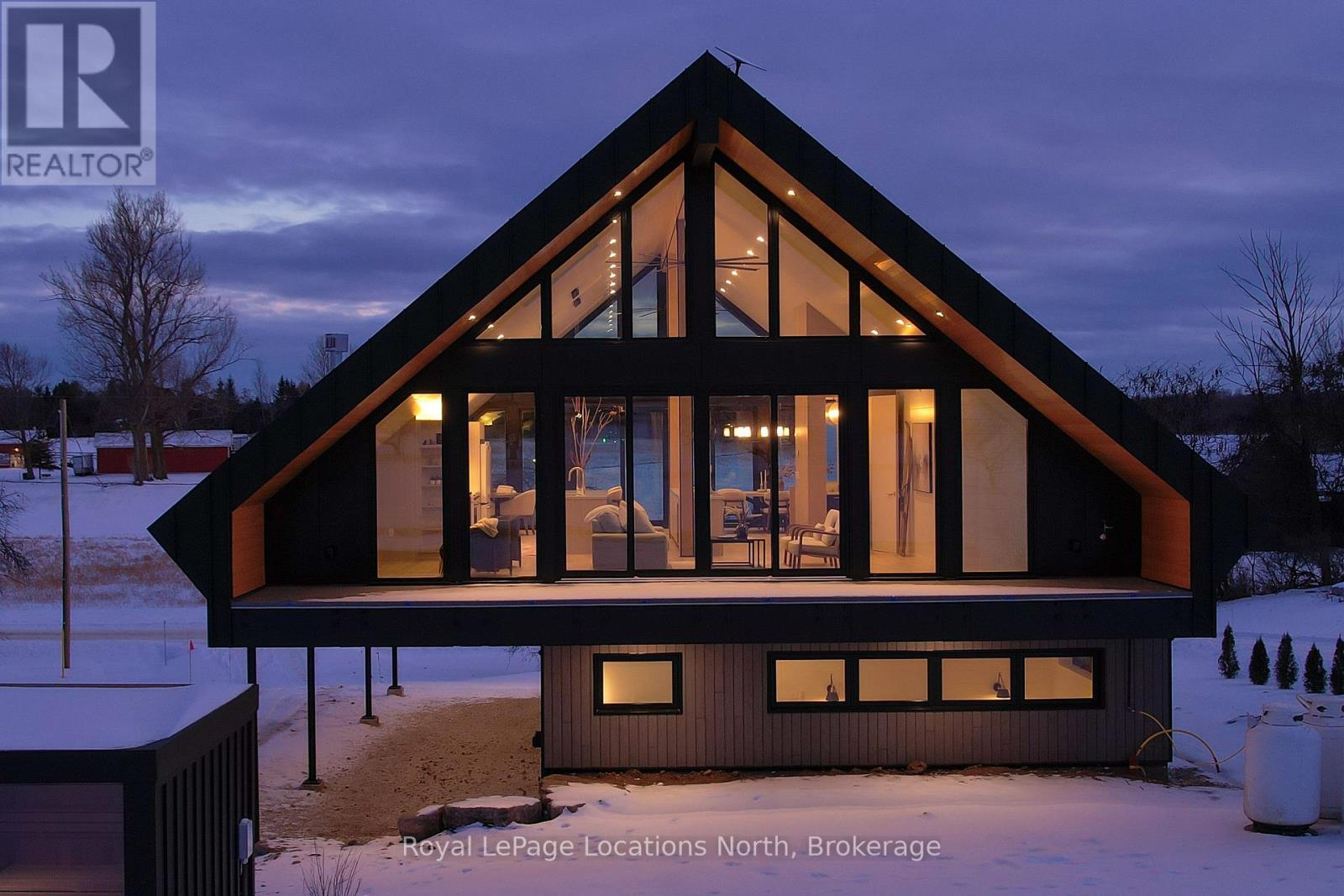 111 Slabtown Road, Blue Mountains, Ontario  N0H 1J0 - Photo 46 - X12616098