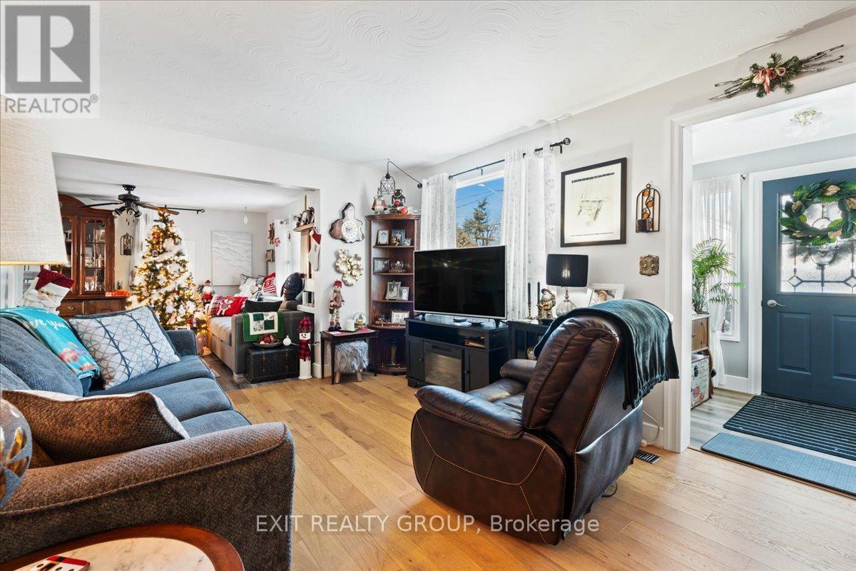 21 North Hastings Avenue, Marmora And Lake, Ontario  K0K 2M0 - Photo 10 - X12616124