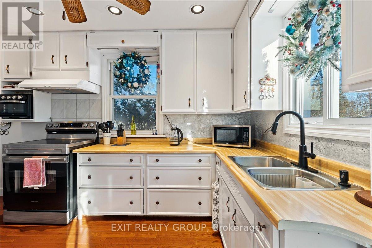 21 North Hastings Avenue, Marmora And Lake, Ontario  K0K 2M0 - Photo 6 - X12616124