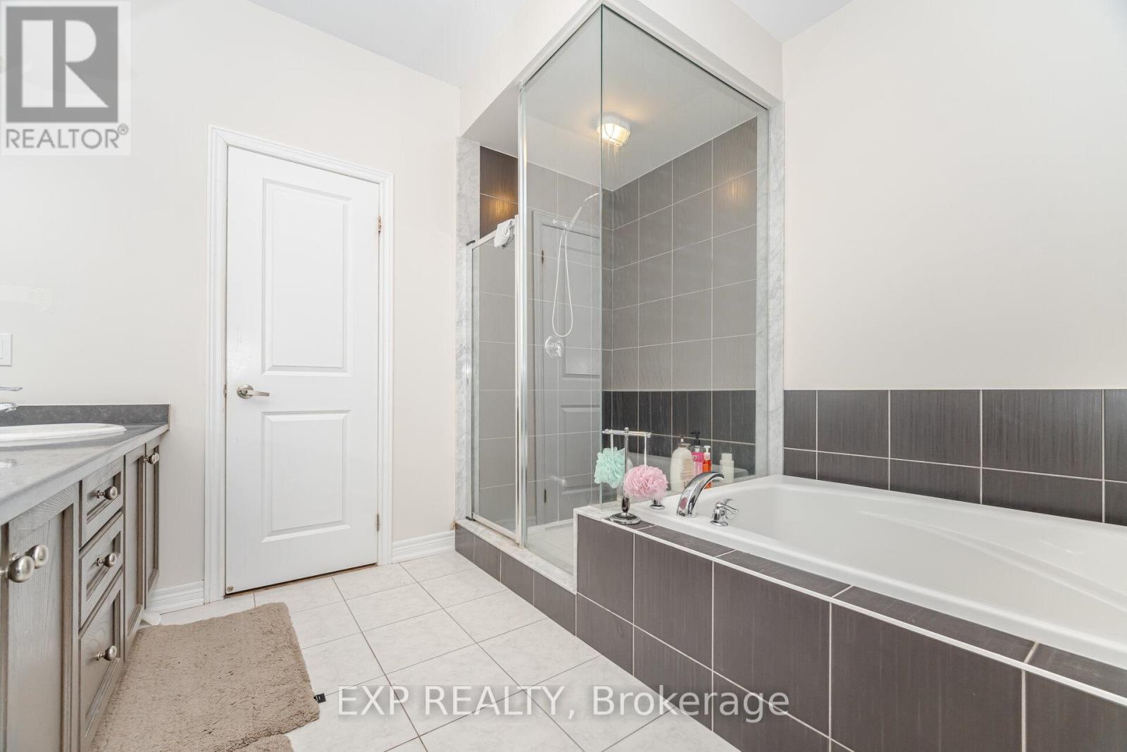 70 Hopewell Street, Vaughan (Kleinburg), Ontario  L4H 3Y2 - Photo 18 - N12593492