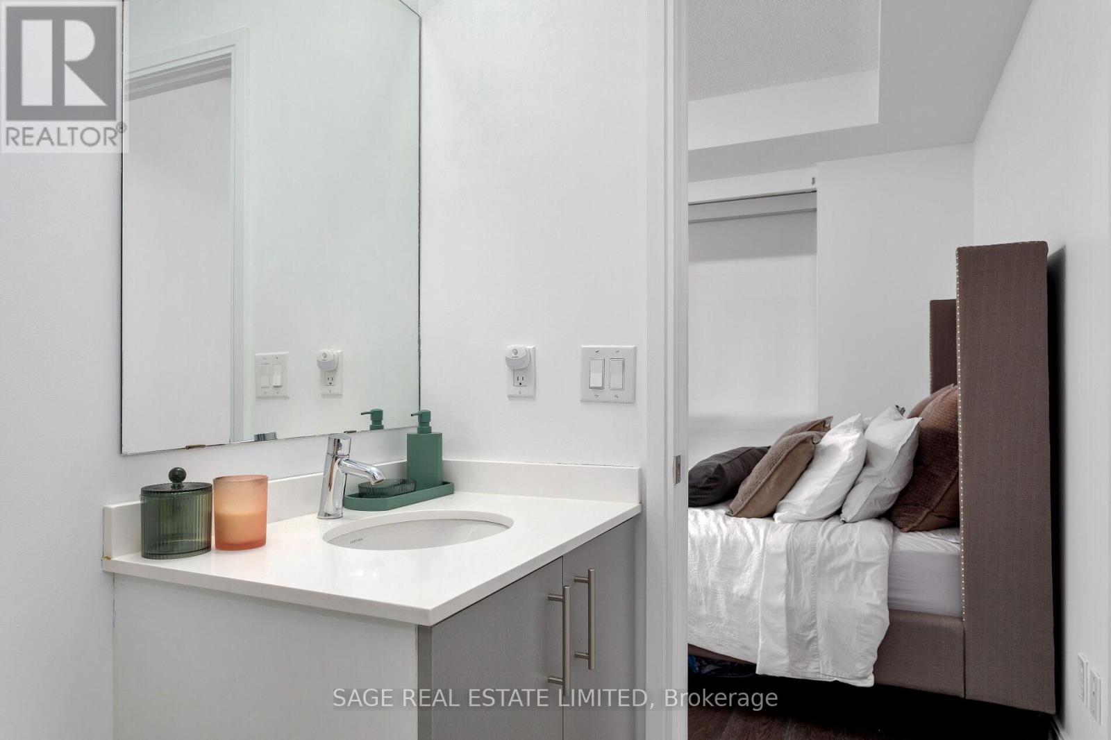 401 - 760 The Queensway, Toronto, Ontario  M8Z 0E1 - Photo 32 - W12578528