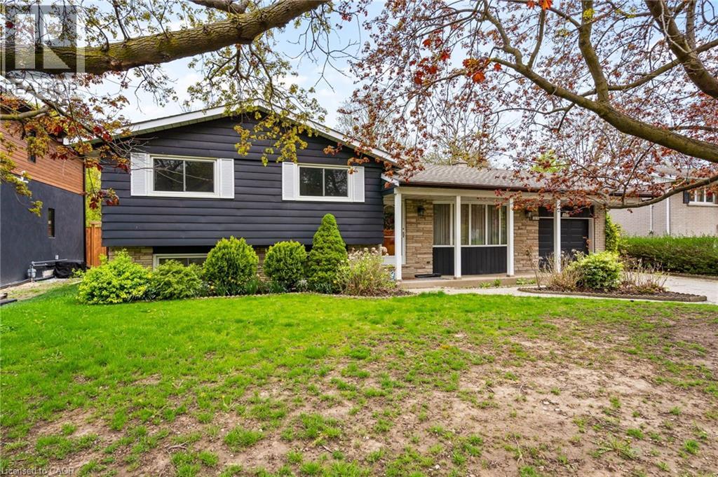 305 Centre Street, Niagara-On-The-Lake, Ontario  L0S 1J0 - Photo 3 - 40793348